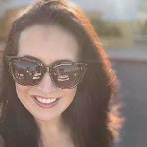 Meet your Posher, Christina